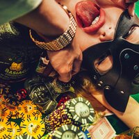 Basiaga feat. BENZ - Kiss