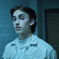 Johnny Orlando feat. BENEE - Fun Out Of It