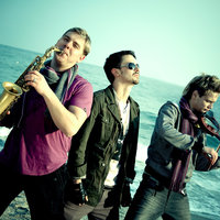 Sunstroke Project - Yummy Mommy